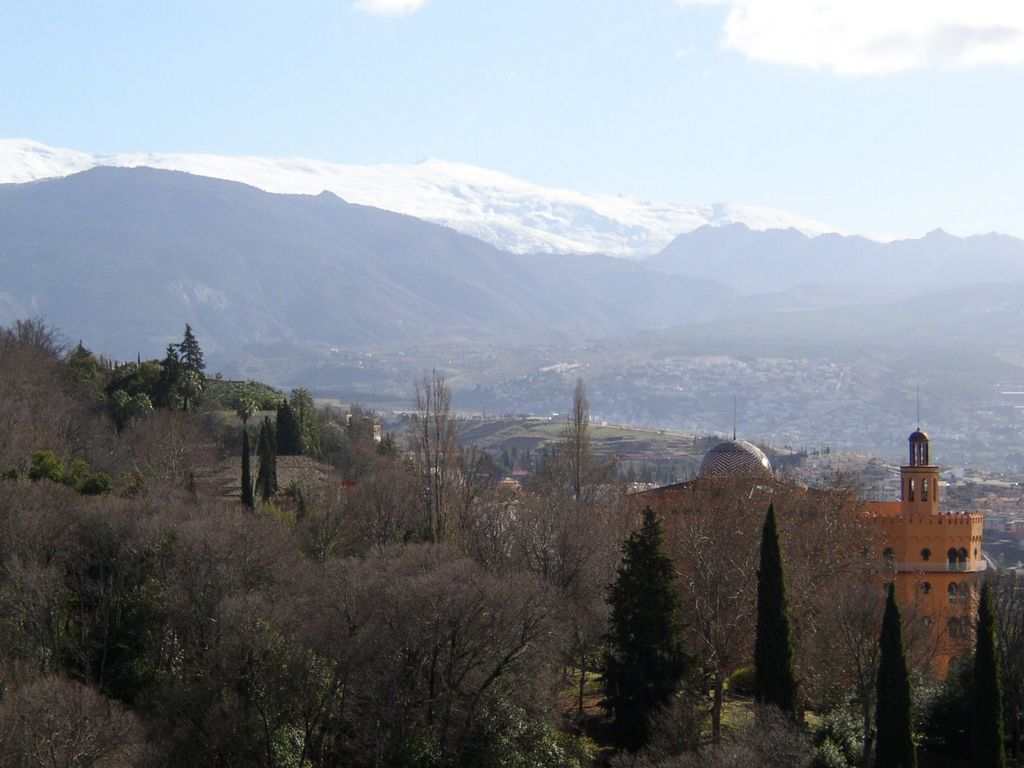 Grenade : vue sur la Sierra Nevada