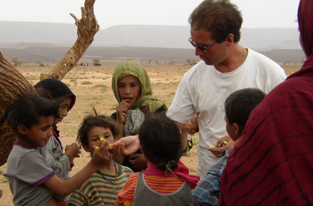 enfants nomades au milieu de nulle part