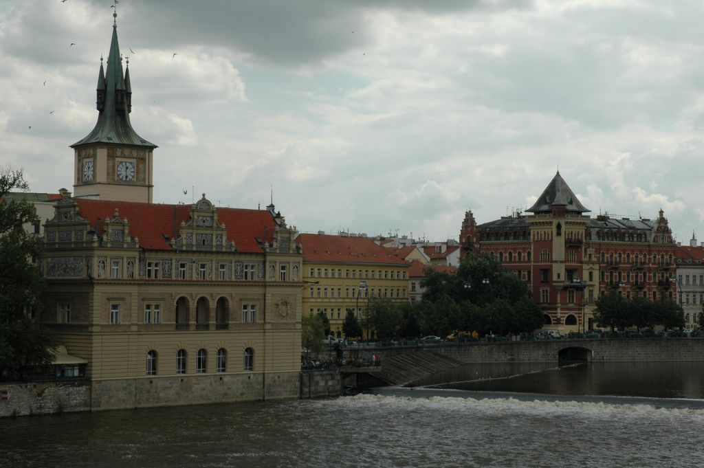 vue depuis le pont Charles sur la Vieille Ville