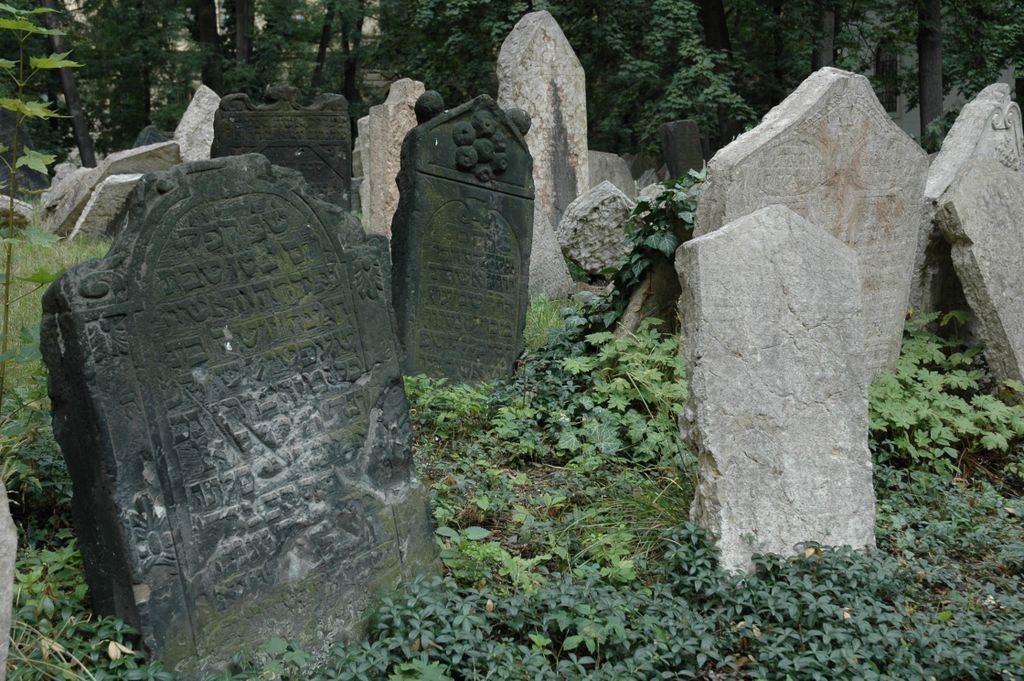 le cimetière juif (quartier Josefov)