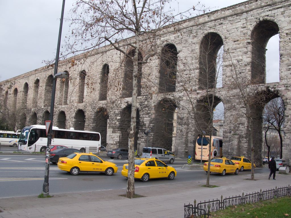 L'acqueduc de Valens (4e siècle)