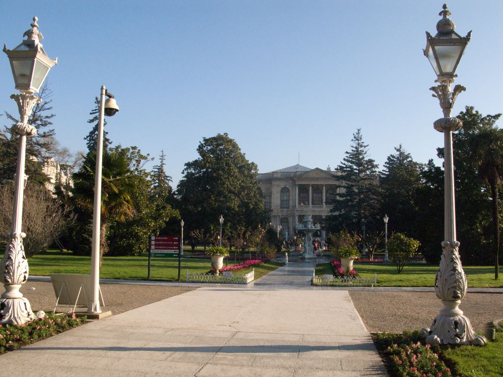 Le palais de Dolmabahçe, demeure des sultans jusqu'en 1853