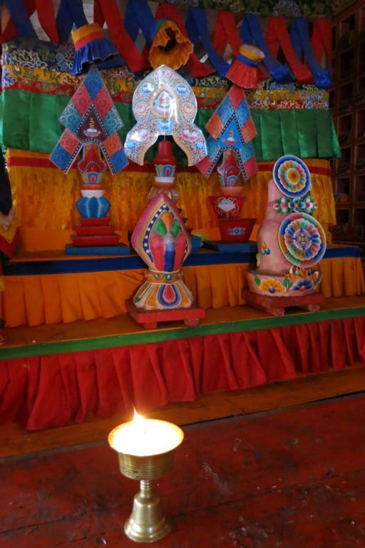 A l'intérieur du temple