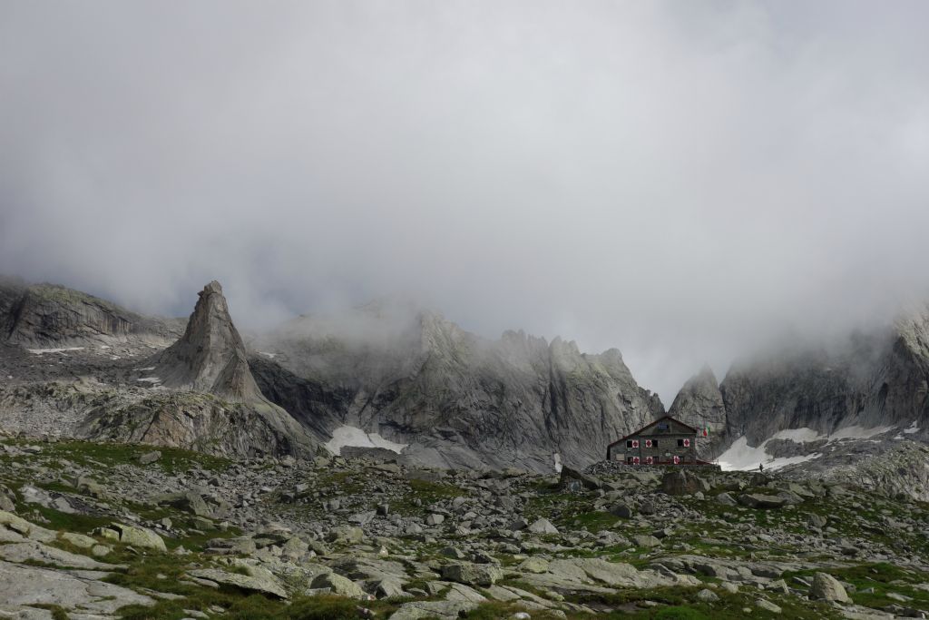 Début de la descente vers la vallée