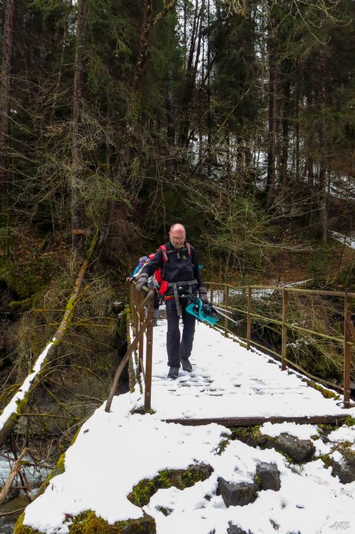 Après le parking à Torchon, descente à pied juqu'au torrent 