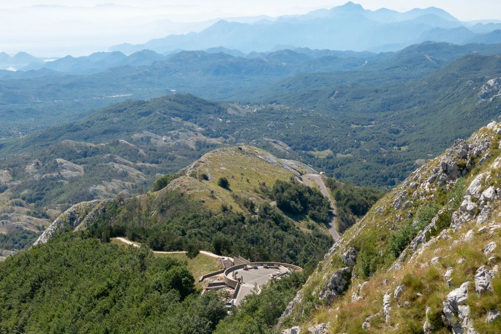 Vue depuis  le sommet du pic Jezerski