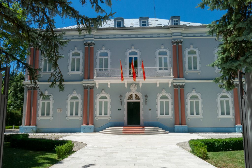 Le Palais Bleu