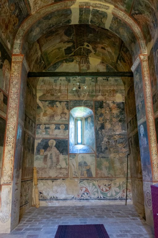L'intérieur est d'une incroyable beauté et inspire la sérénité